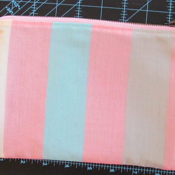 Zipper Pouch Item #124124 - Picture 2 of 4